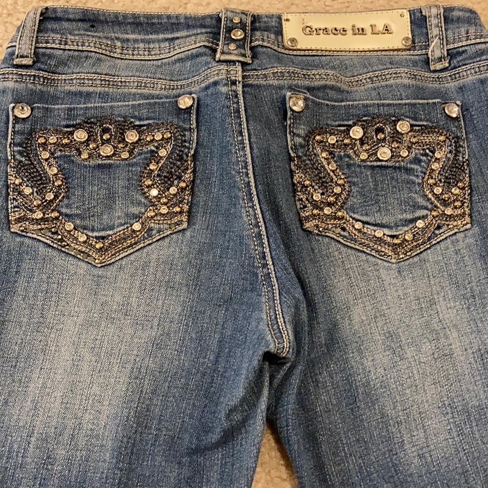 Grace in LA Sz 9/27” Gold, Silver, Crystal studded